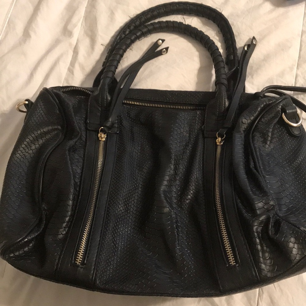 Black snake print bag/shoulder straps included